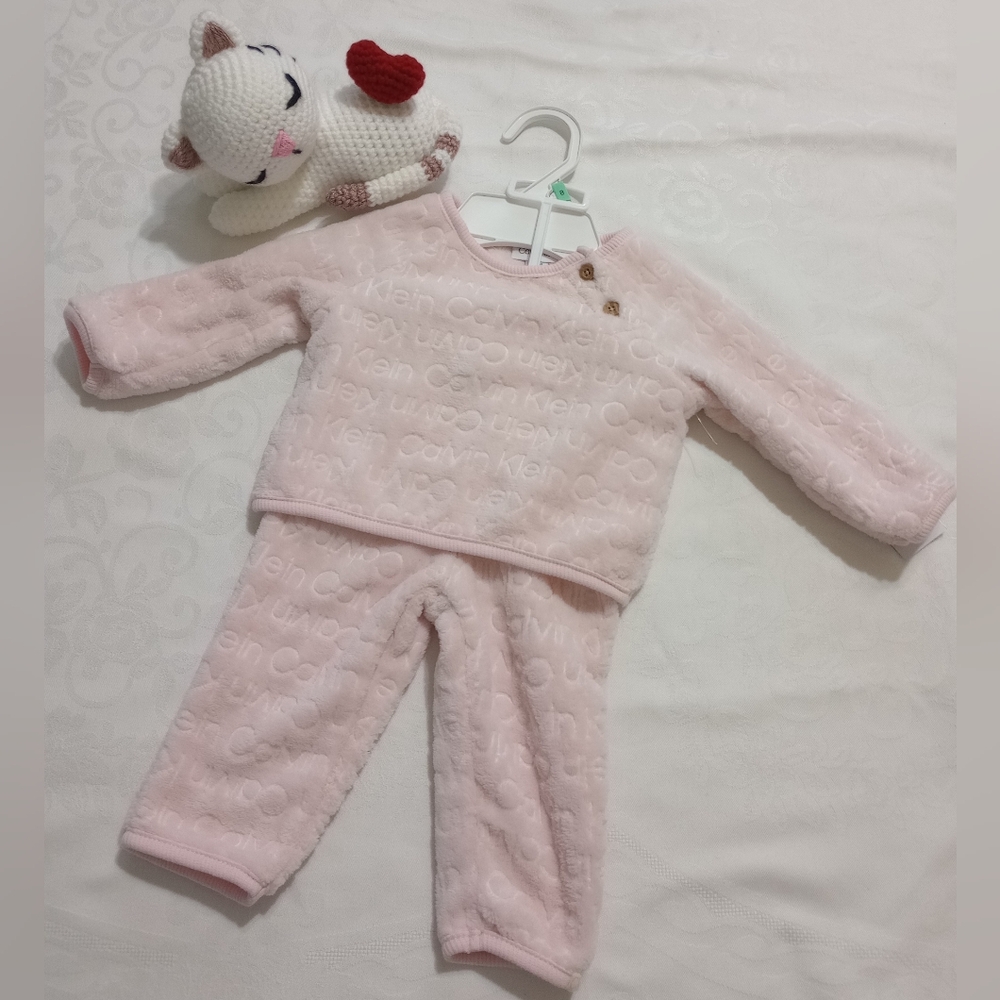 Calvin Klein Baby- Set For Baby Girl, With Hand-knitted kitten